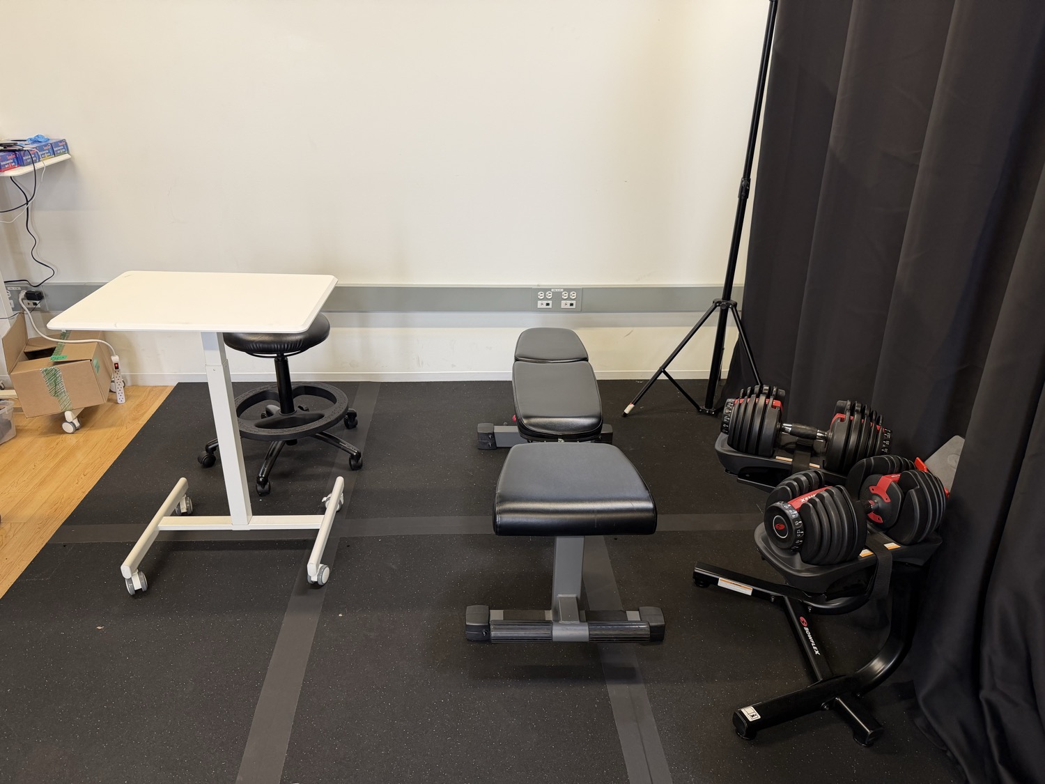 Weight-lifting zone
